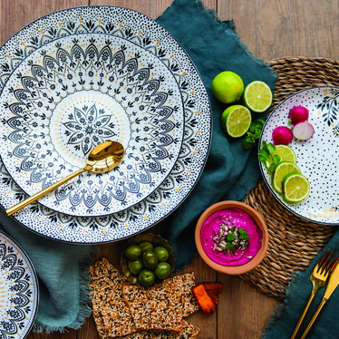 Sara Miller Artisanne Noir Medium Serving Bowl